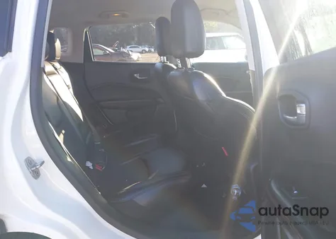 2020 Jeep Compass Trailhawk 4X4 из США, поврежденный, VIN 3C4NJDDB2LT163469